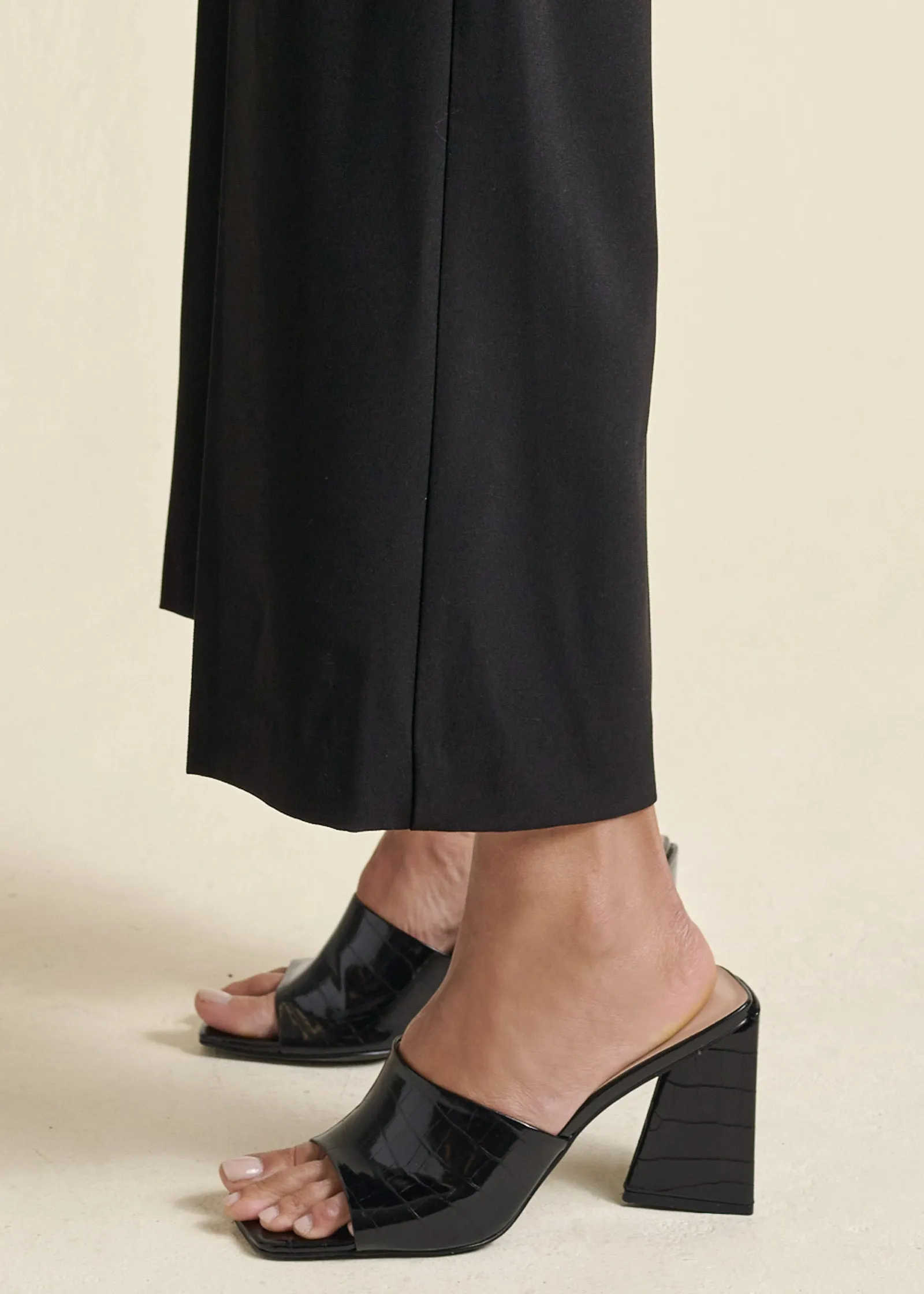 Crop Wide Leg Pants - Black