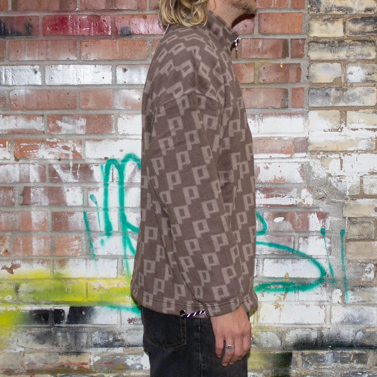 P Fleece Pullover