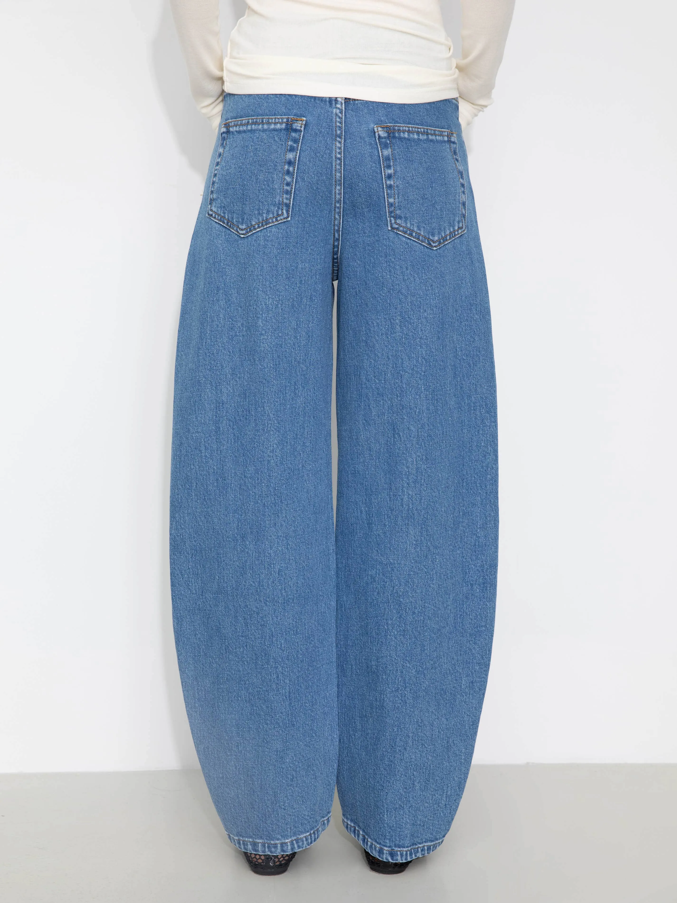 Panelled Loose-Fit Wide-Leg Tapered Jeans: Navy / L